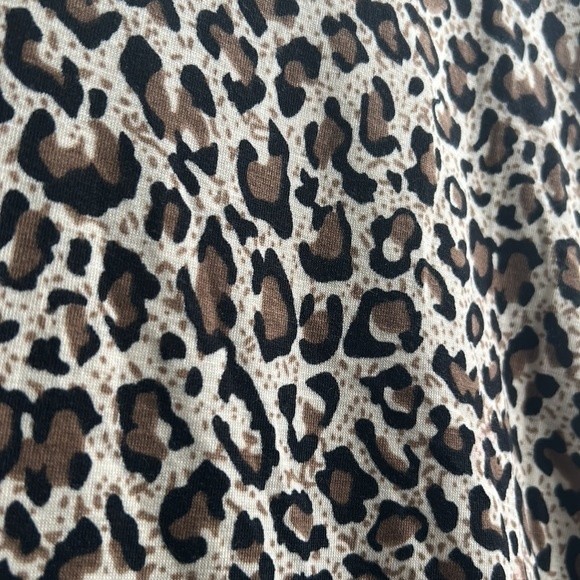 5/$25 Women's Leopard Print Dress, Form Fitting, Stretch, NWT, Medium - Picture 5 of 6